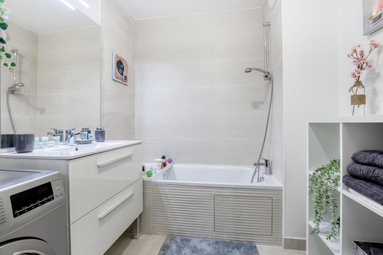 Luxueux Paris - Bagnolet - Les Lilas-Parking Gratuit Exterior photo